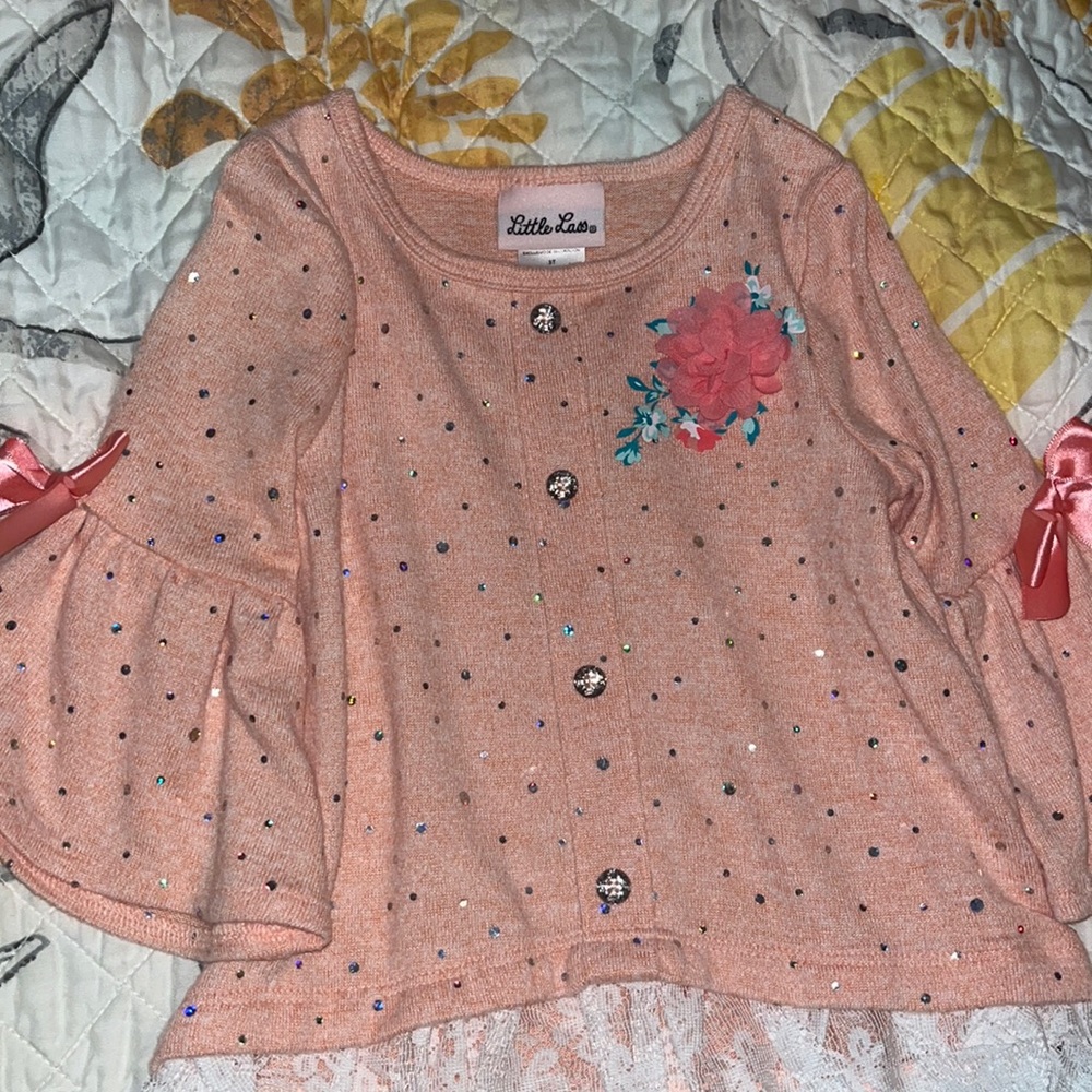 Pink shirt with lace